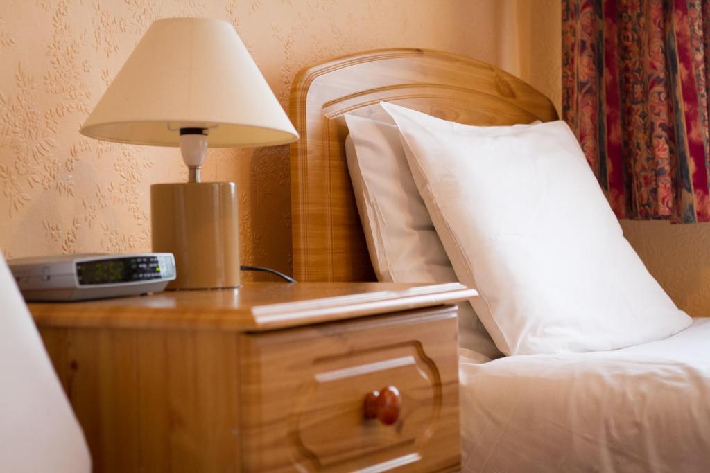 ホテル Travelrest Centre Seafront ボーンマス 部屋 写真